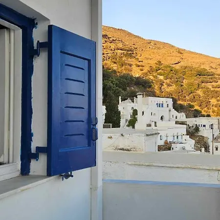 Nikola's House Kardhianí